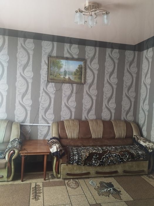 До вашої уваги гарний,якісно побудований будинок в с.Заозерне