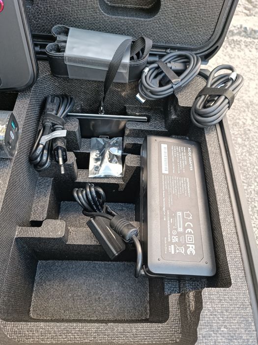 Комплект від Autel Max 4T та 4N - кейс, пульт, зарядки