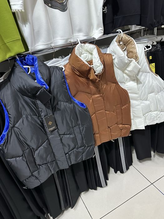 Жіноча безрукавка жилетка стьобана Турція