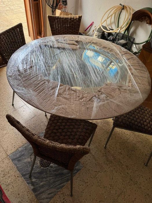 Mesa de cozinha de vidro