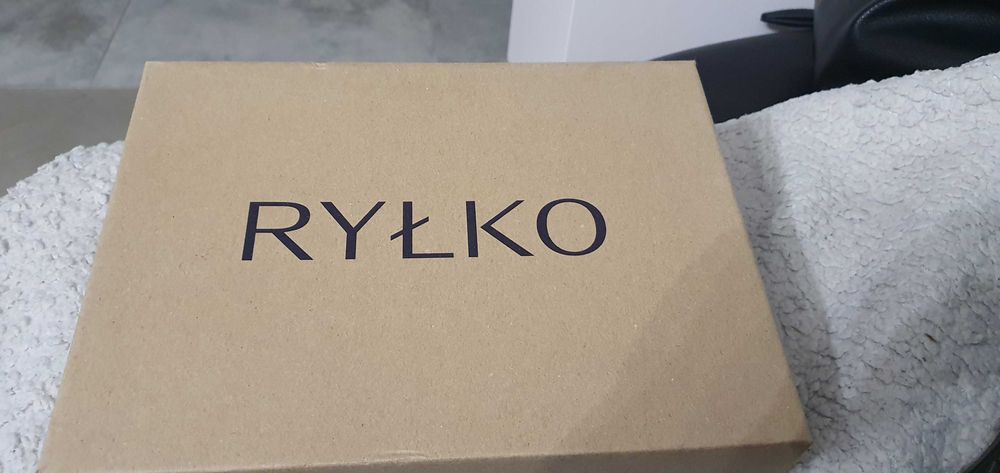 Loafersy Ryłko r.37