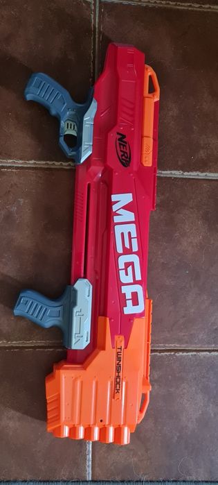 Nerf mega twinshock