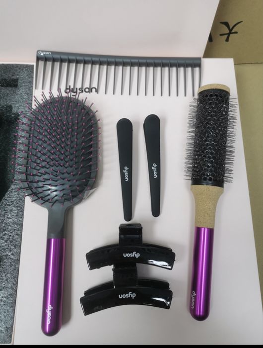 Преміальний подарунковий набір для волосся Dyson