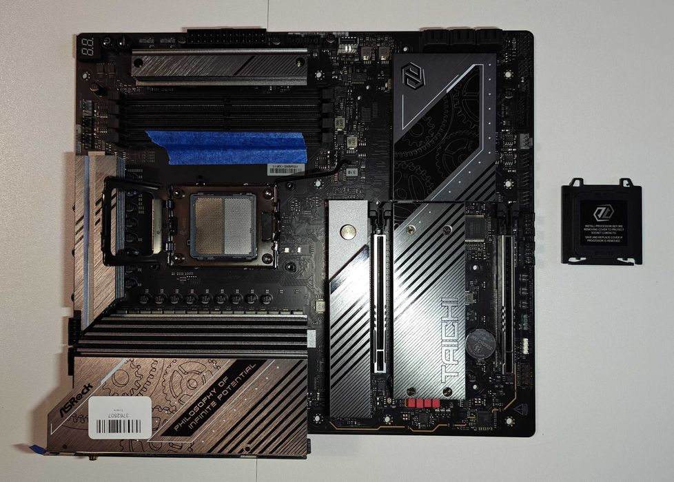 ASROCK X870E TAICHI Lite (jedno z czterech gniazd RAM nie działa)