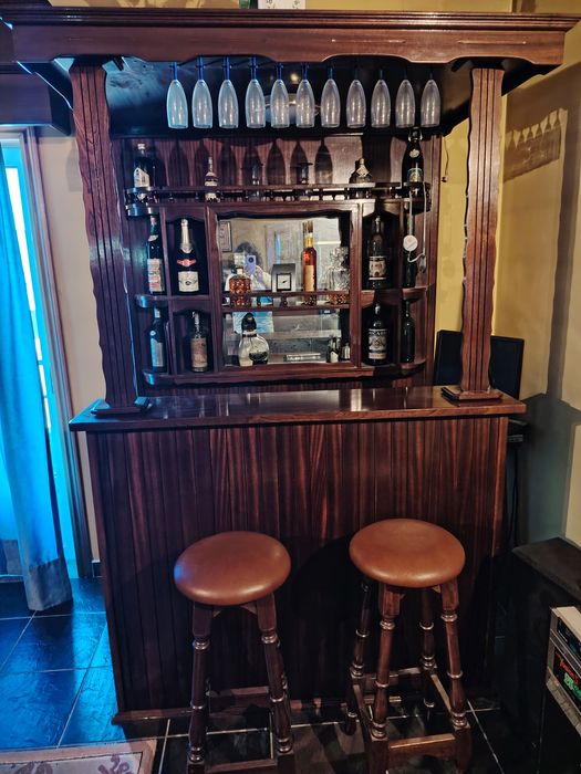 Bar em Cerejeira impecável