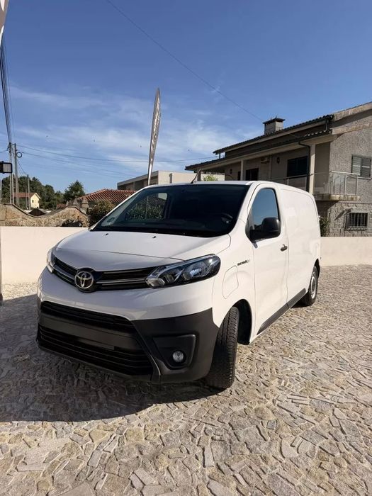 Toyota Proace Verso Electric (50 kWh) L1 (9L) Flow