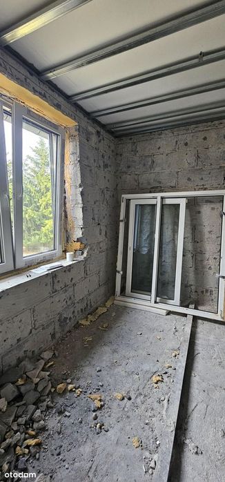 Dom z ogromnym potencjałem,9km od miasta, zielona kraina