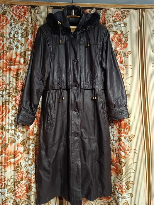 Пальто з натуральної шкіри