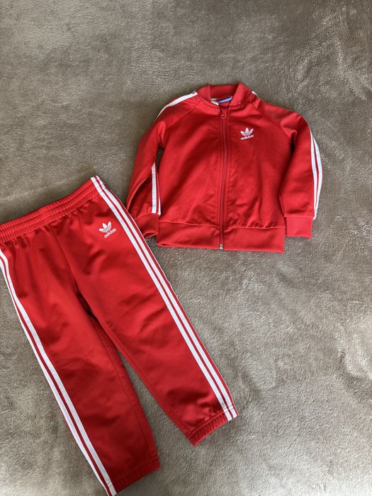 Спортивный костюм adidas оригинал 3-4 года идеал