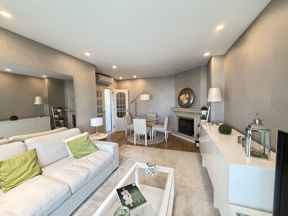 T1 mobiliado com garagem - Parque dos Principes