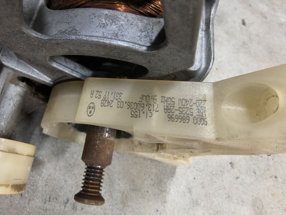 Silnik wentylatora suszarki Bosch