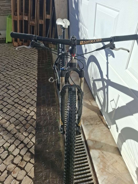 Bicicleta sava semi nova