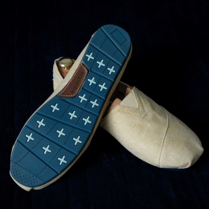 Toms, lniane loafersy, espadryle, EU 42