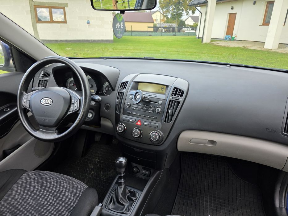 Kia Ceed 1.4 benzyna + LPG  2009 Oszczędna