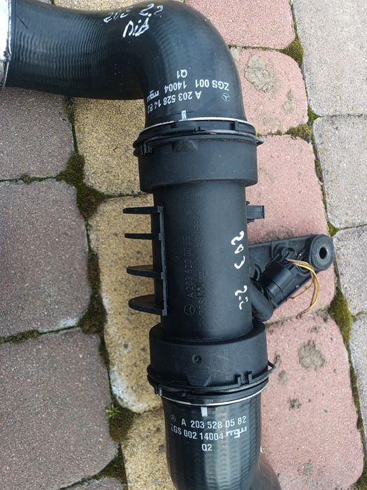 Патрубки інтеркулера мерседес w203 2,2 cdi om 611