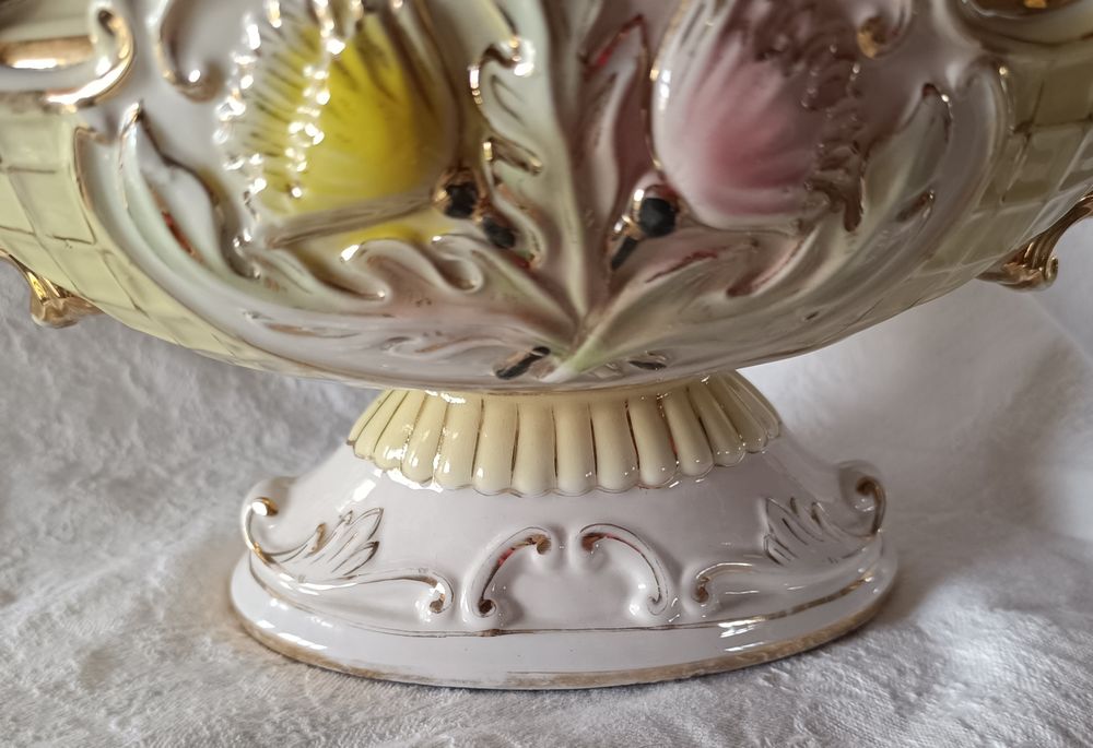 Floreira ou centro de mesa da fabrica RB de Alcobaça, formato ovalado