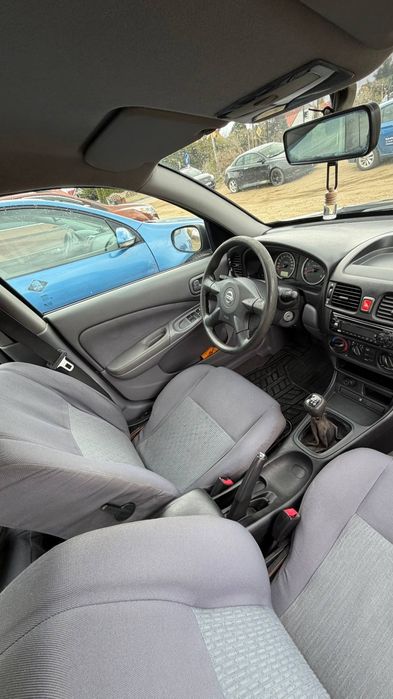 Nissan Almera