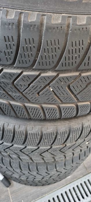 Pneus 245/50R20 Pirelli como novos