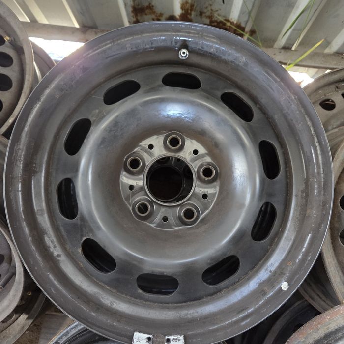 Диски метал BMW R16 5×120 7J ЕТ 31  ЦО72,6