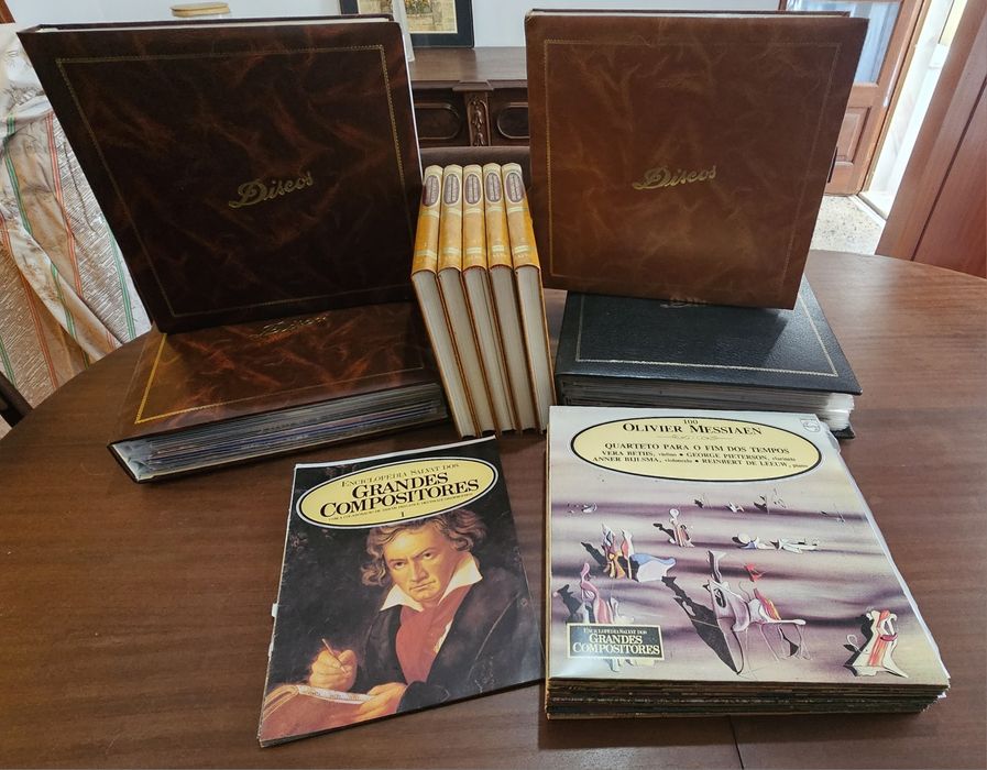 Enciclopédia Salvat dos Grandes Compositores (5 livros e 100 Vinis)