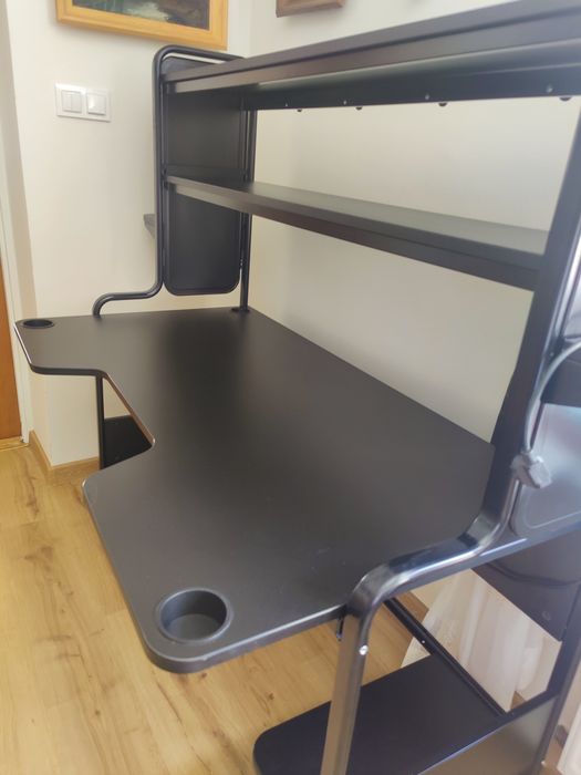 Biurko gamingowe Ikea Fredde