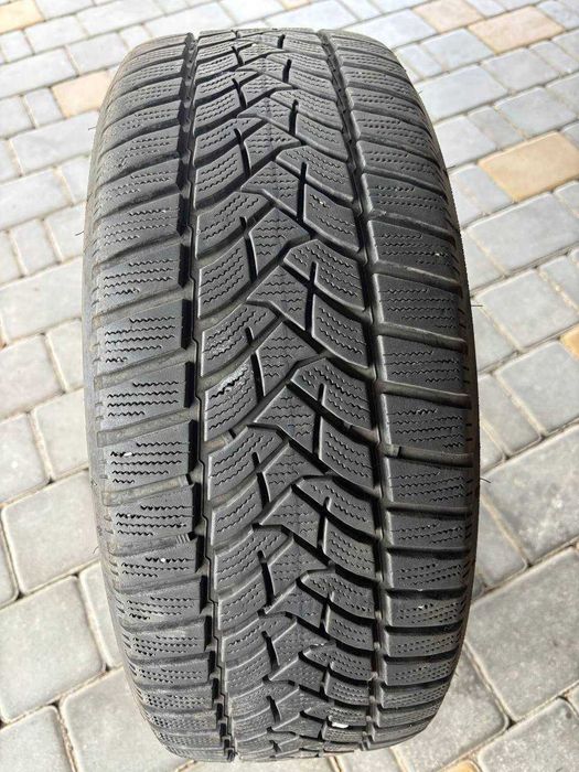 Шини зимові Pirelli r16/205/60