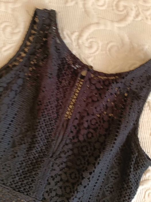 Czarna ażurowa sukienka