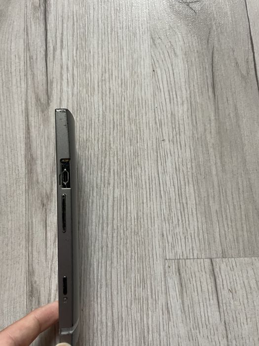 Sony Xperia 26 GB + etui GRATIS