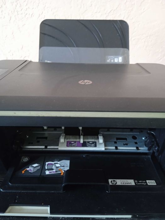 Продам Принтер HP -2115 . ксерокс сканер МФУ