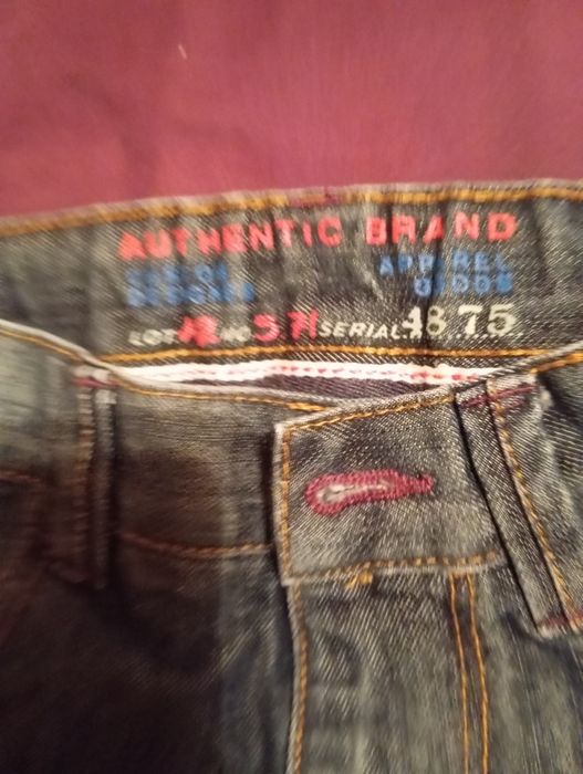 Продам джинси брюки штани на мальчика 10-12 лет новое