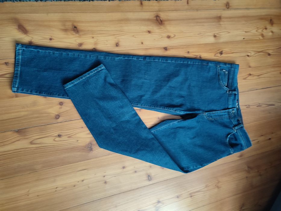 Spodnie jeans niebieskie krój klasyczny 34/30