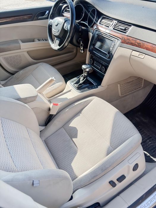 Skoda superb 2.0tdi