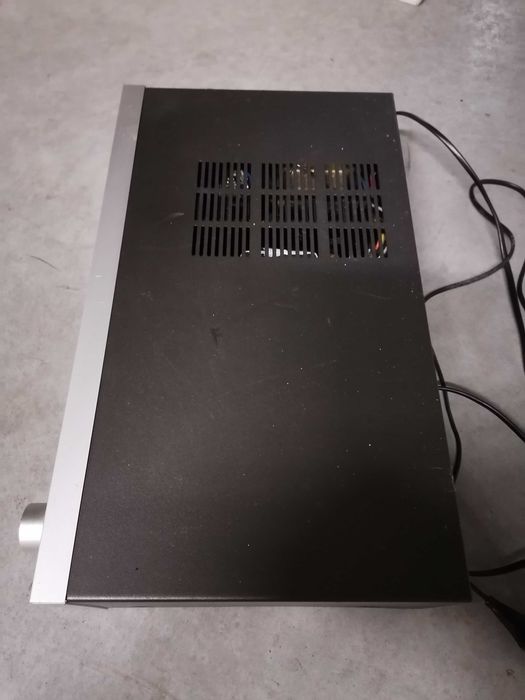 Amplituner Telefunken RR100