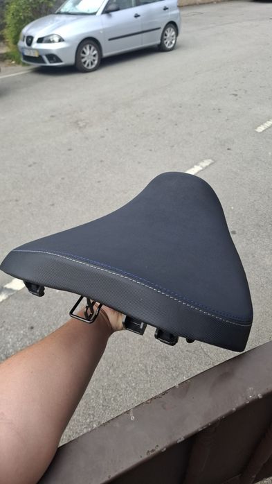 Bancos Yamaha Tracer 9 NOVOS