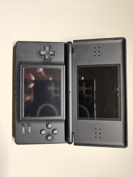 Nintendo DS Lite
