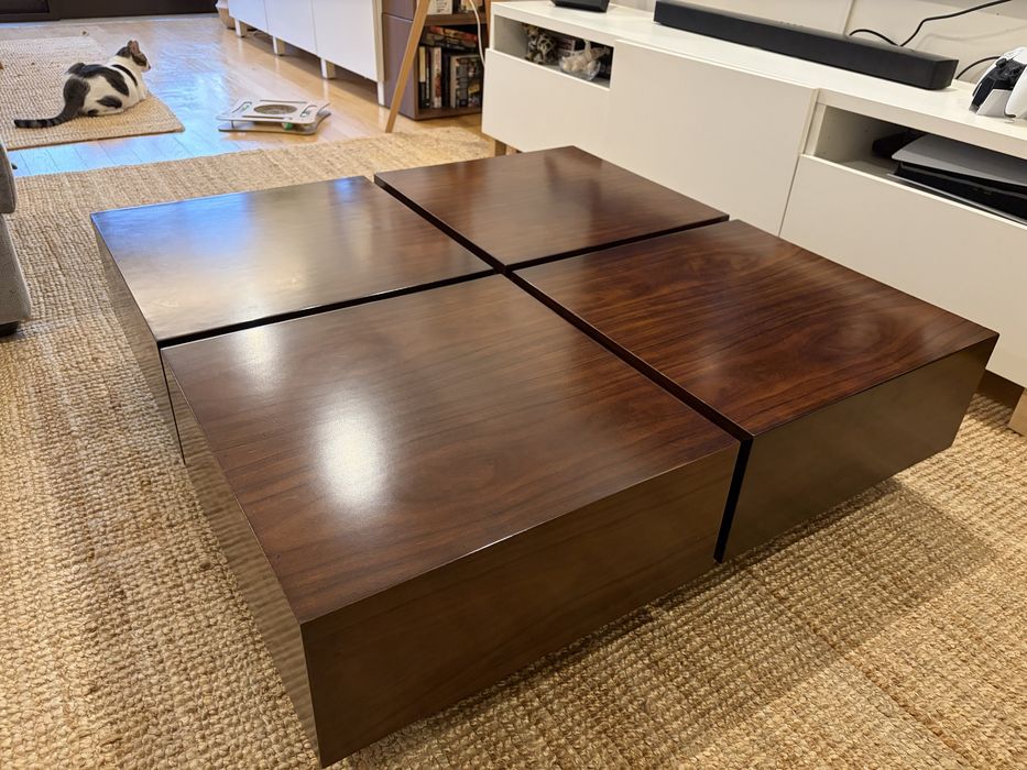Mesa de centro modular de design moderno em tom nogueira/madeira escura