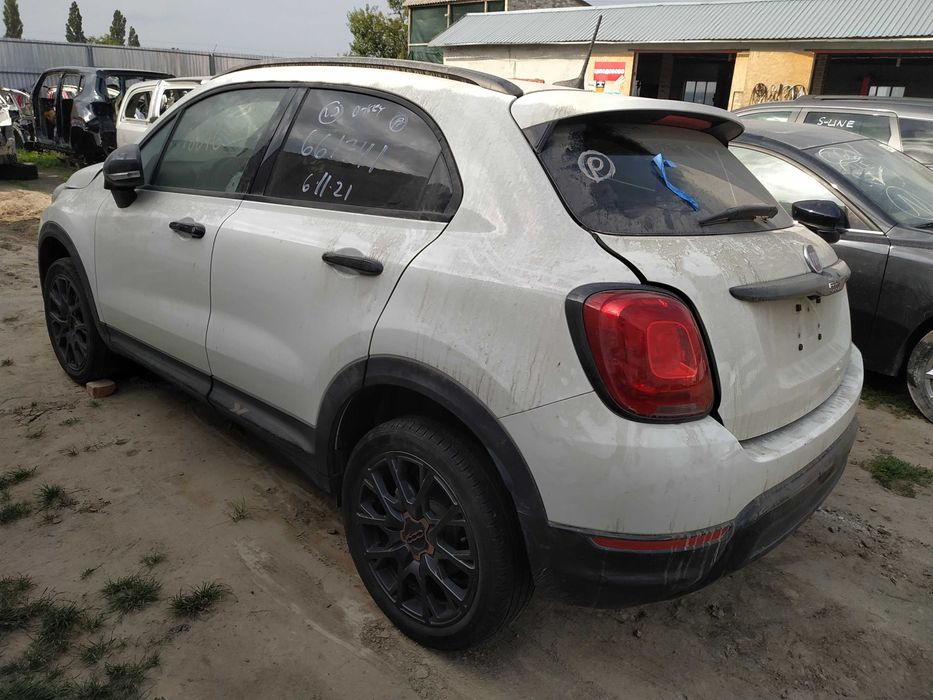 Fiat 500X Фитат 500 Х дверь рычаг крыло