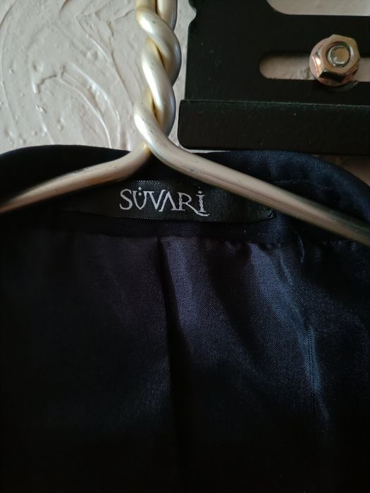 Новий  чоловічий костюм SUVARI + чохол. Турція.