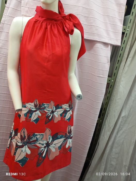 Vestido florido Lefties