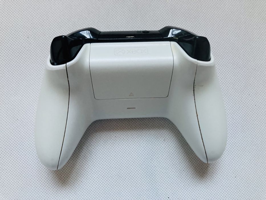 Konsola Xbox One S z napędem 1TB