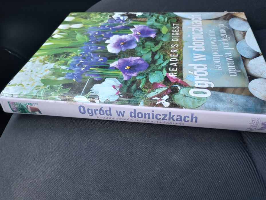 Ogród w doniczkach. Komponowanie, uprawa, pielegnacja