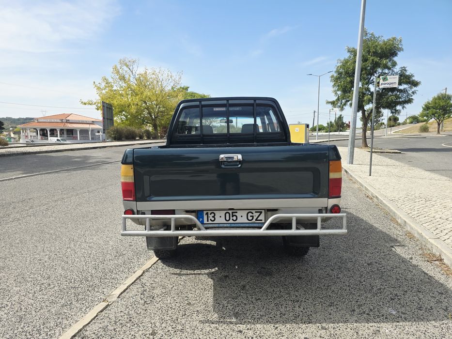 Toyota Hilux 4x4 c/d