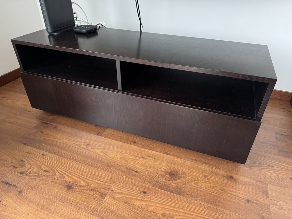 Mesa de sala cadeiras aparador movel tv