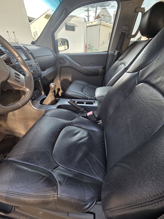 Nissan Pathinder 7l