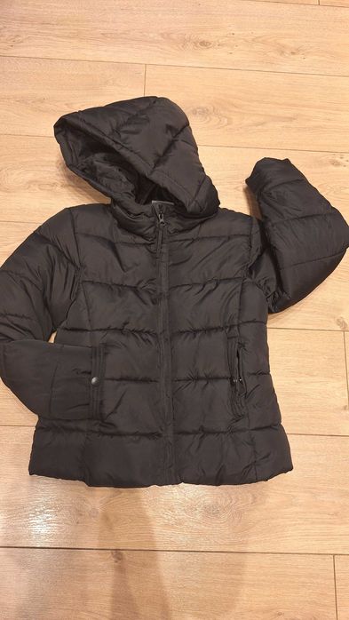 Zimowa kurtka 134 czarna