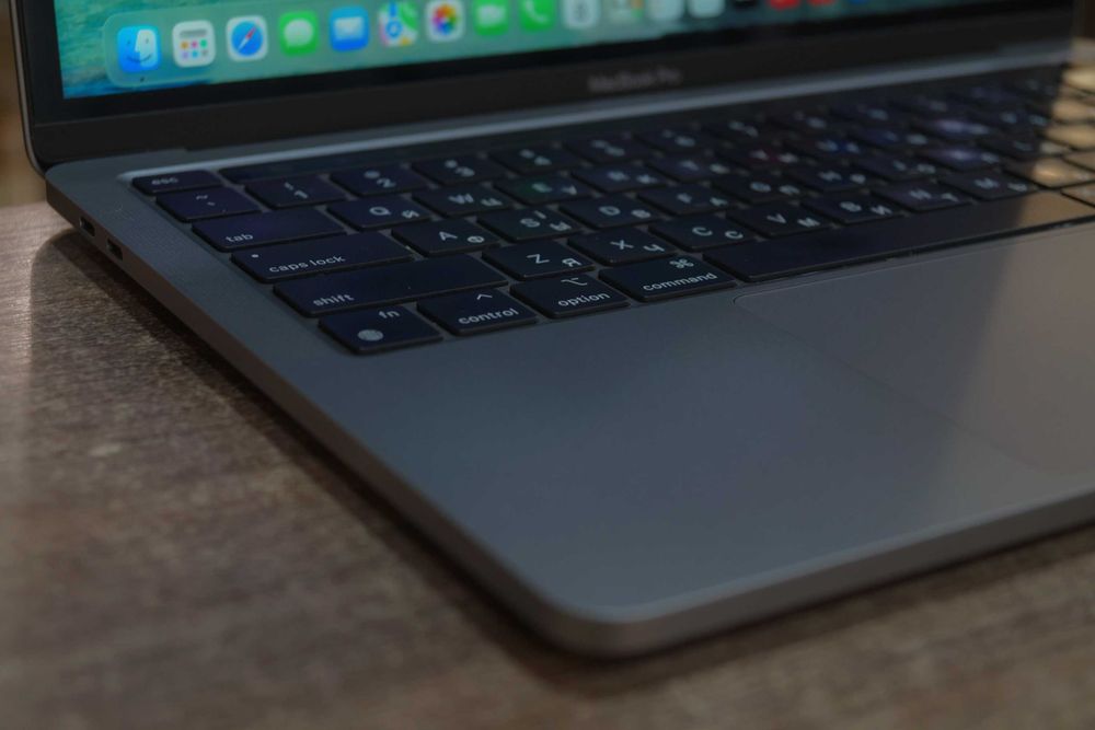 ГАРАНТІЯ Apple MacBook Pro 13  2022 (Retina/Apple M2/RAM 8ГБ LPDDR4/SSD 256ГБ)TVOYO