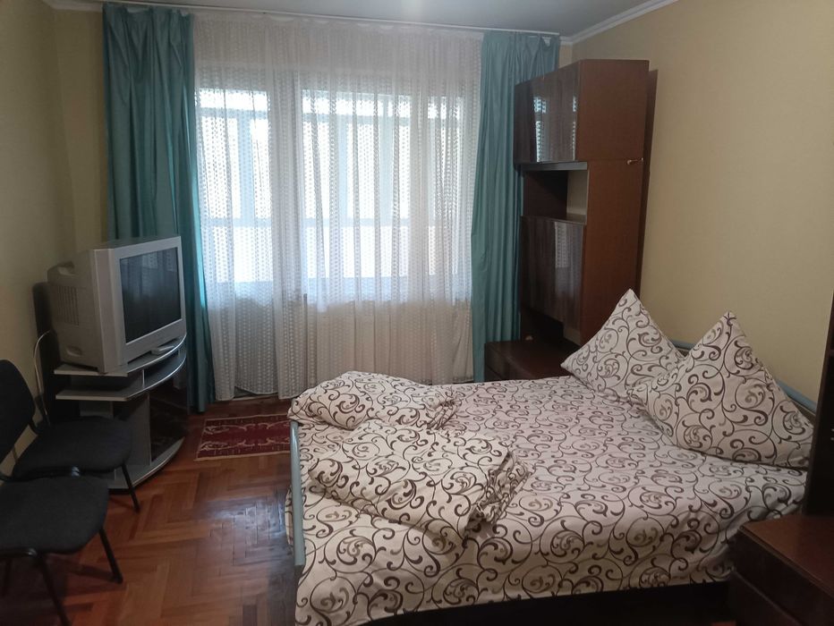 ПОДОБОВА ОРЕНДА 2-х кімнатної квартири на 1-му поверсі ПОБЛИЗУ БАСЕЙНУ