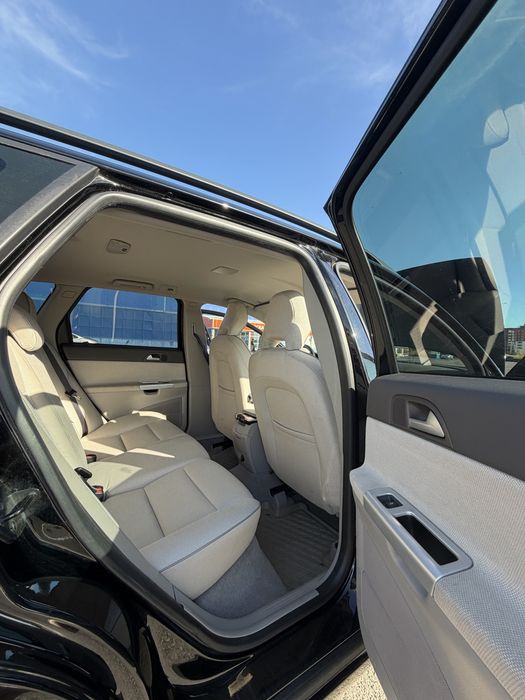 VOLVO V50 - 7300$