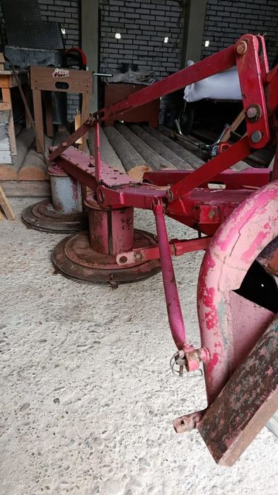 Продам плуг і косілку