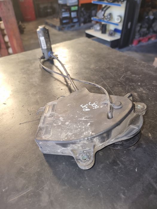 Suporte pneu suplente Peugeot 307/308 Station